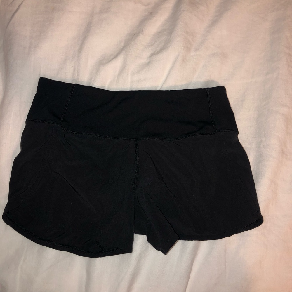 black lulu speed up shorts